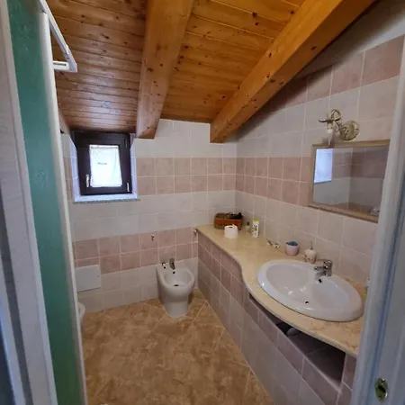 Casa Vacanza Leo Holiday home *