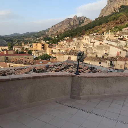 Casa Vacanza Leo Holiday home